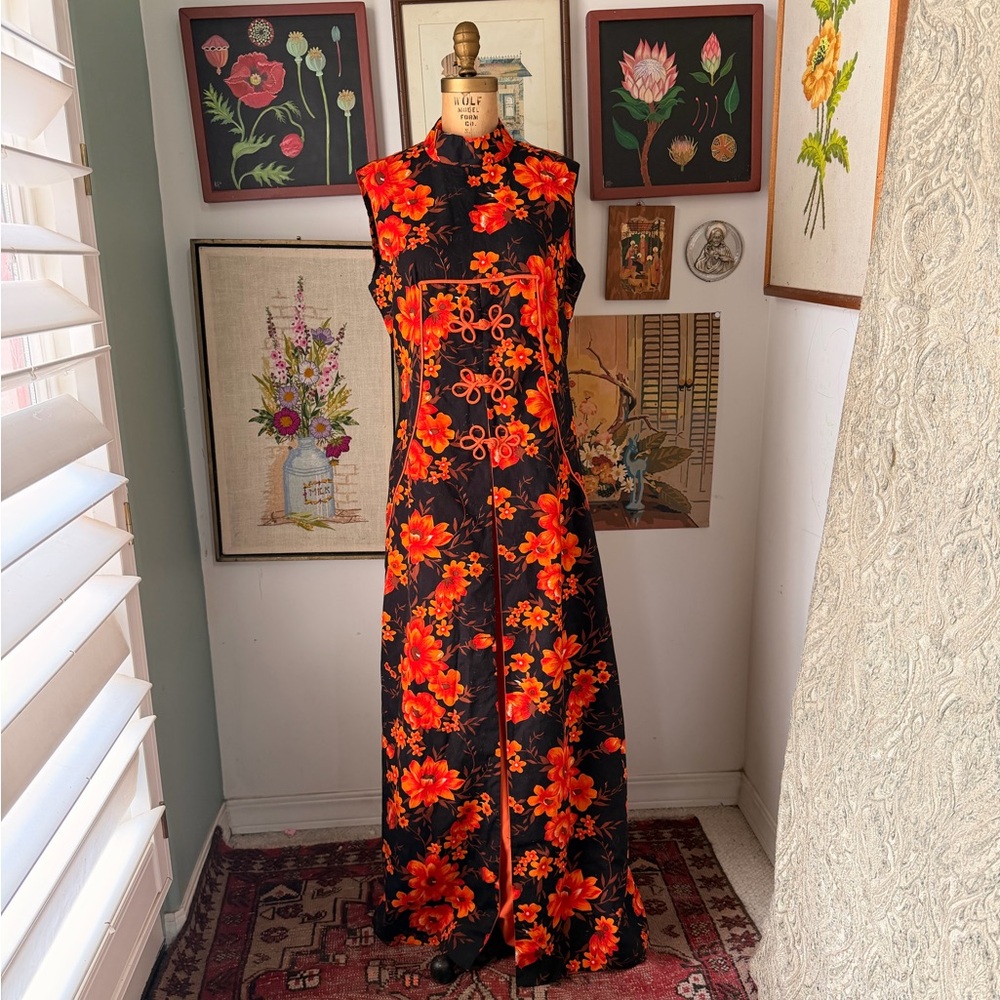 Vintage 1960s Floral Black and Orange Dress